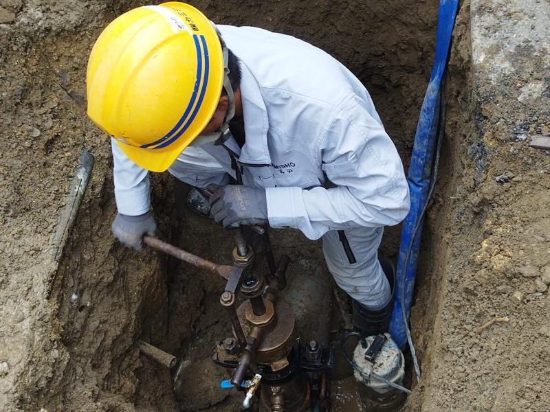 中村区郷前町２丁目地内１５０粍配水管布設工事