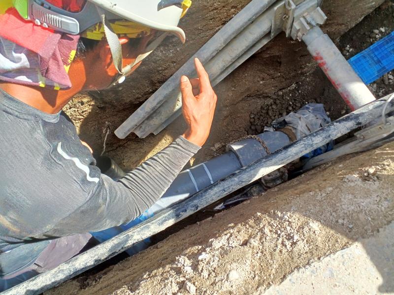 中村区郷前町２丁目地内１５０粍配水管布設工事