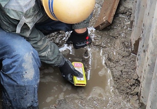 現場パトロール～下水道管敷設ラインは、レーザで確認！～